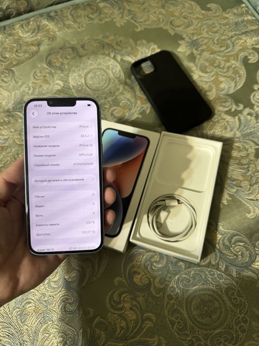 Продам Телефон Айфон 14 128Gb