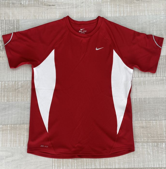 Тениска Nike Dri-FIT – XL (13–15 г.)