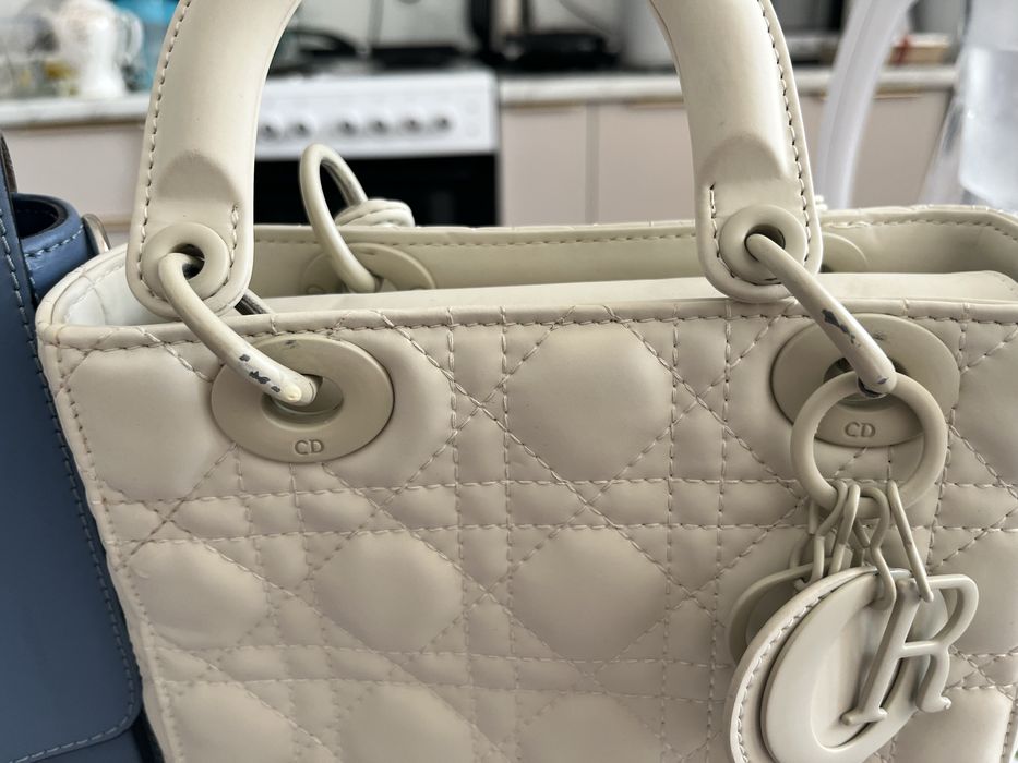 Отдам бесплатно сумки