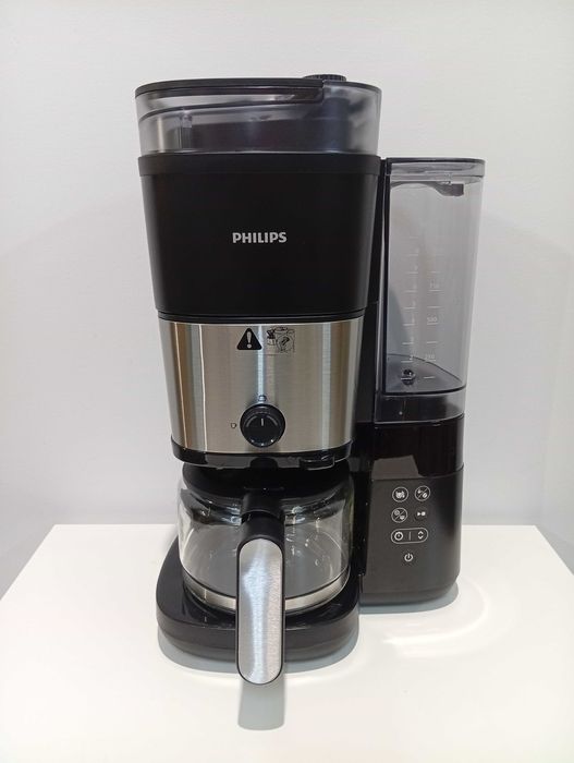 Philips All-in-1 Кафемашина с мелачка и Duo контейнер