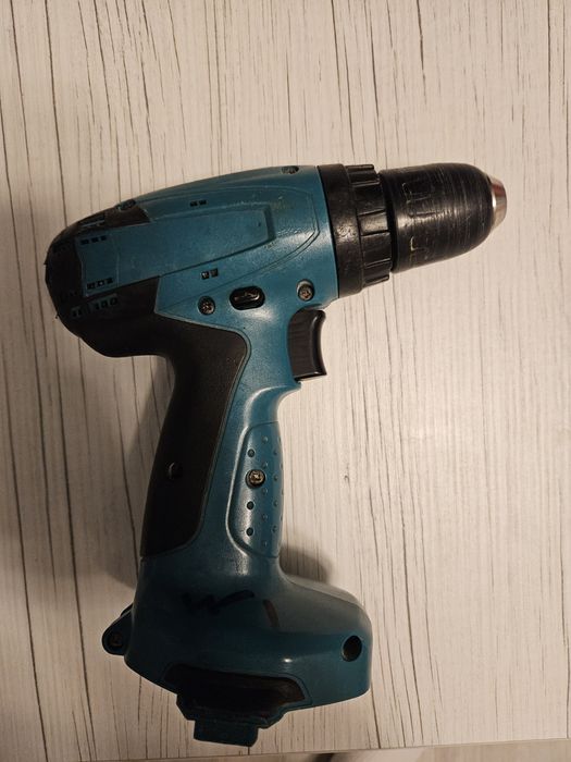 Vand bormasina , autofiletanta Makita 14v 14.4V