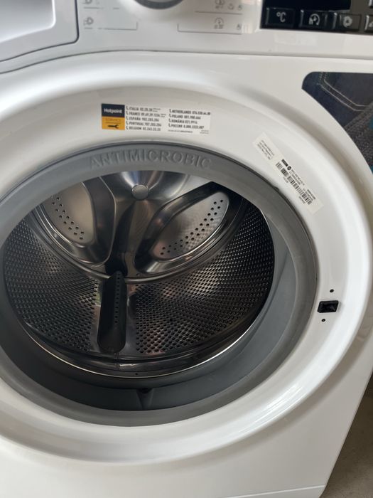 Пералня Hotpoint Ariston