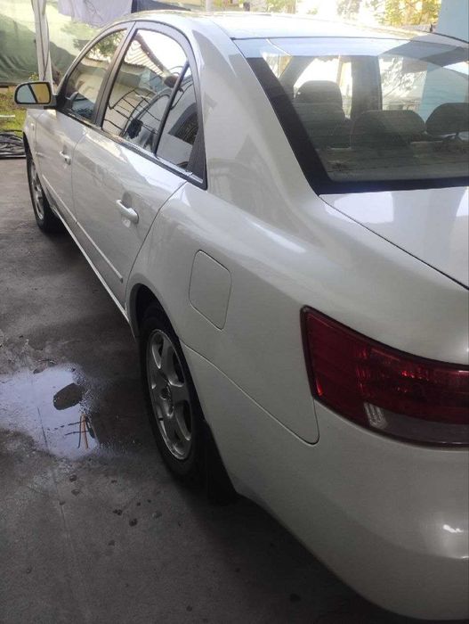Hyundai Sonata 2005 — 2