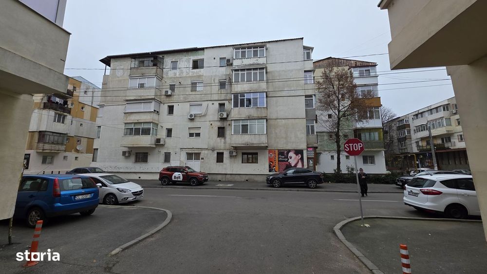 Vand ap cu 3 camere zona Orizont - Posta 4