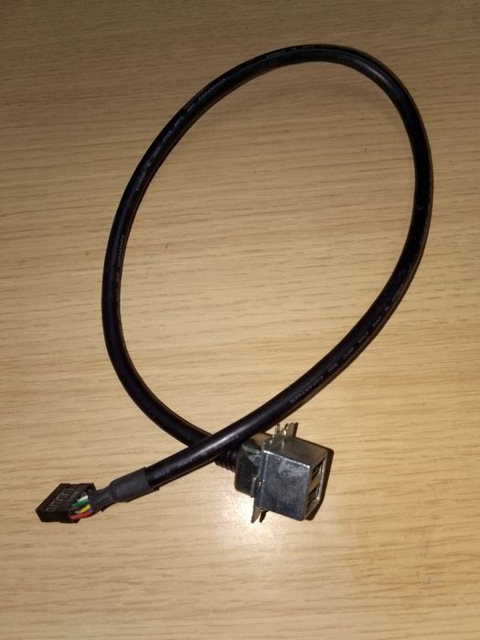 Adaptor usb 2.0 pentru carcasă