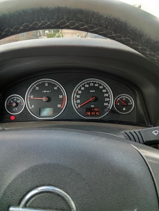 Vând Opel vectra