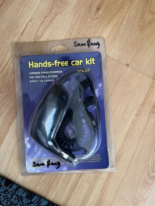 Зарядни за телефон в кола