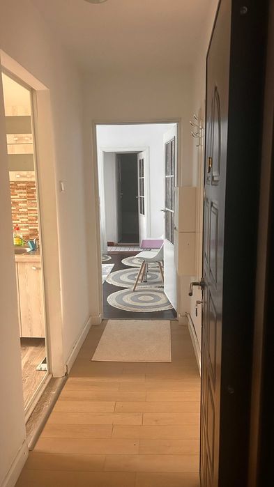 Persoană fizică, închiriez apartament cu 2 camere în Constanța, pe strada Dionisie cel Mic