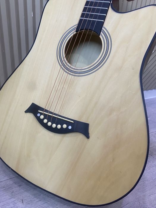 Продается гитара