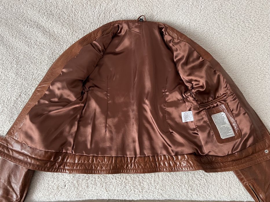 Дамско кожено яке S за около 45кг