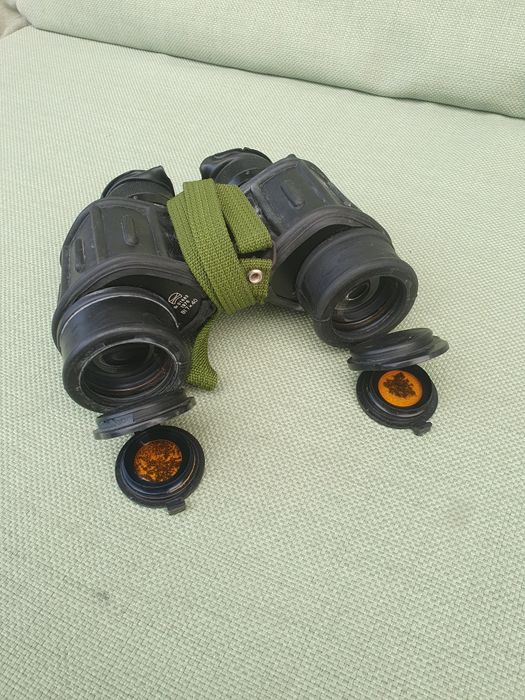 Binoclu militar IOR