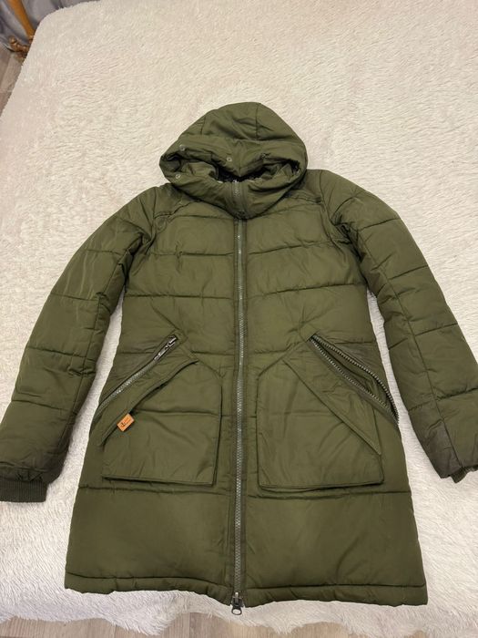 Продам зимнюю куртку