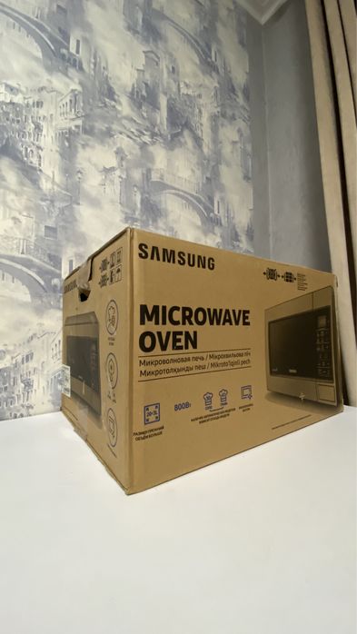 Новый микроволновка Самсунг 23Л черный