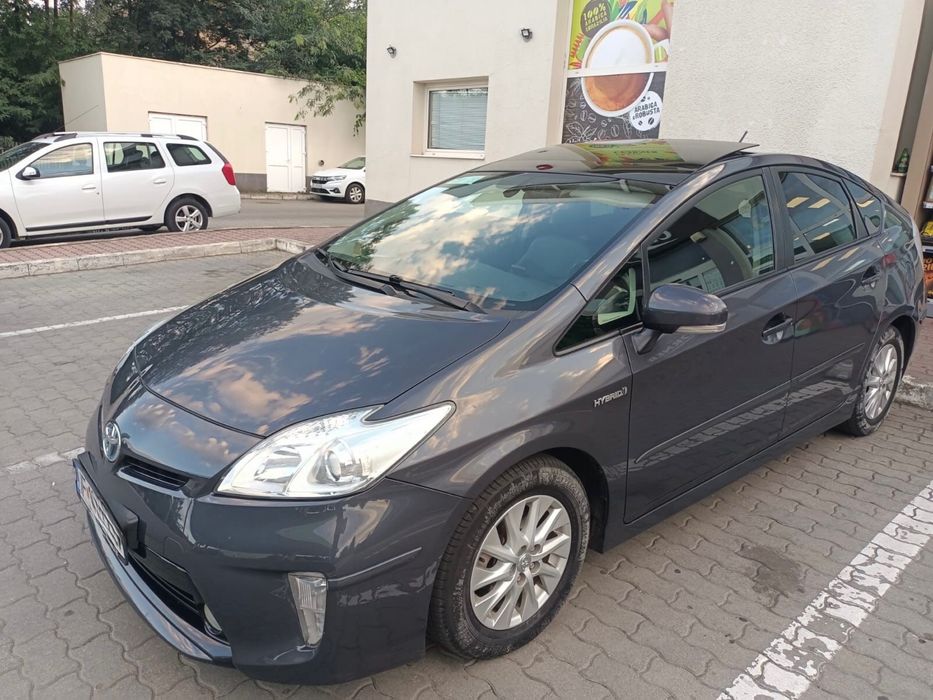 De vanzare Toyota Prius Hybrid | 2013 | 1.8