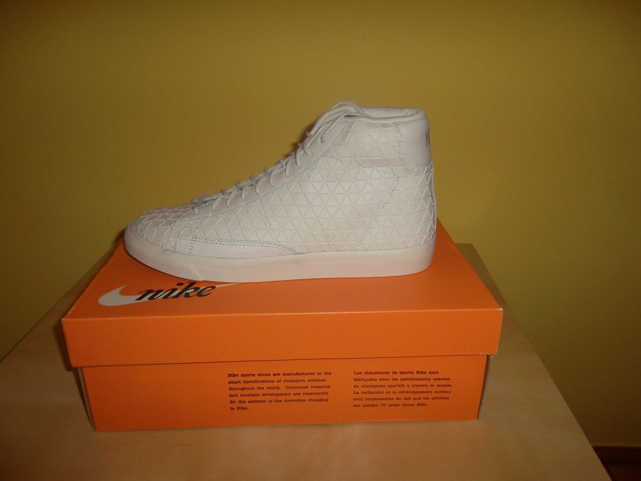 Adidasi Nike Blazer Mid Metric marimea 40.5 si 42 -LICHIDARE STOC-