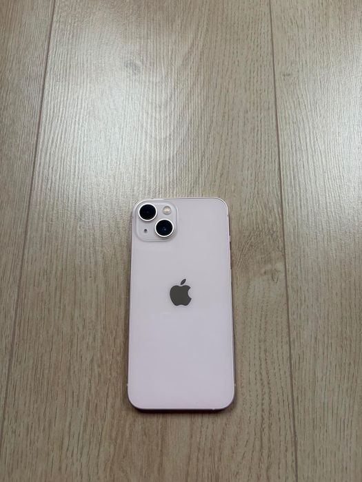 iPhone 13  128GB.  розов