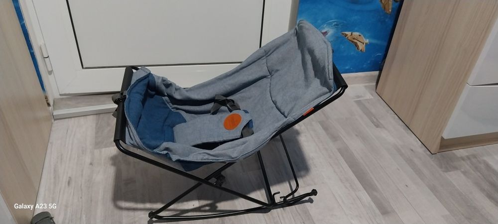 Шезлонг - люлка за бебе