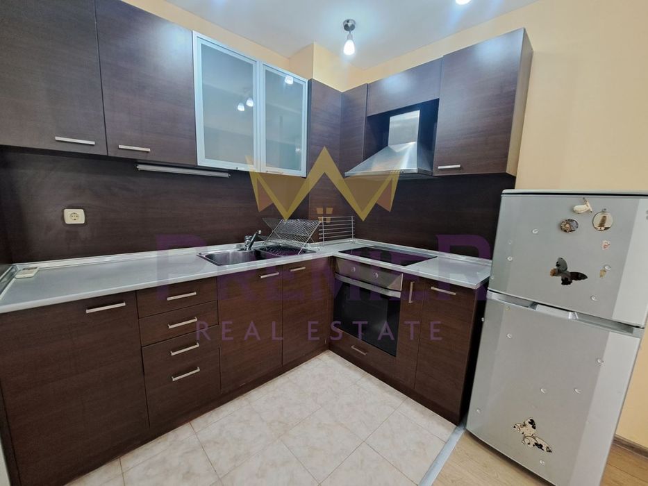 Дава се под наем Двустаен апартамент в Варна, м-т Пчелина - 50 кв.м за 408 € - Снимка #2