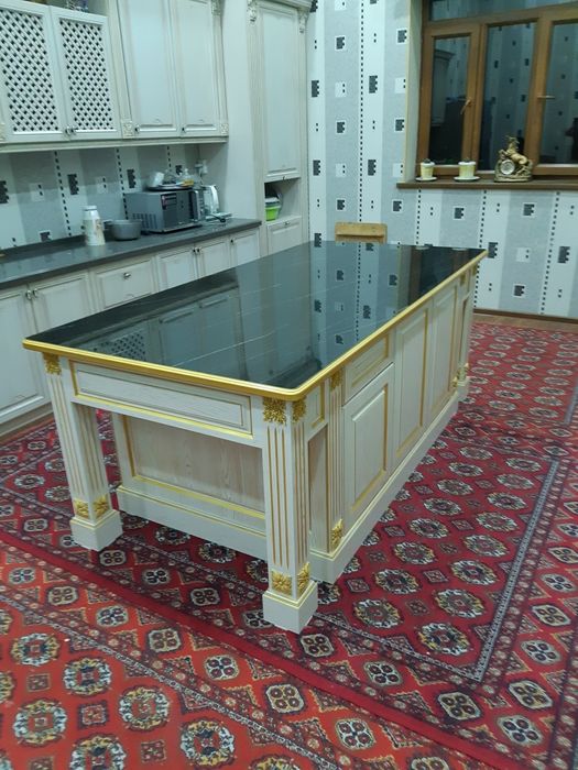 Урганч шахрида хар хил стильда мебельлар ва мдф эшиклар.