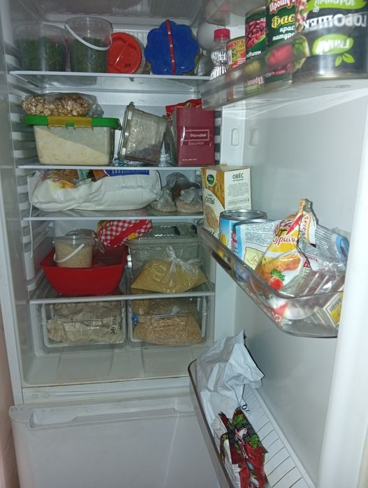 Продам холодильник indesit