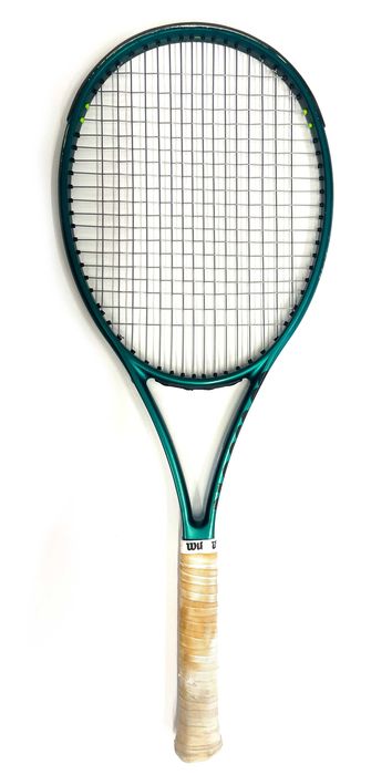 Тенис ракета Wilson Blade 98V9 16x19 с кордаж