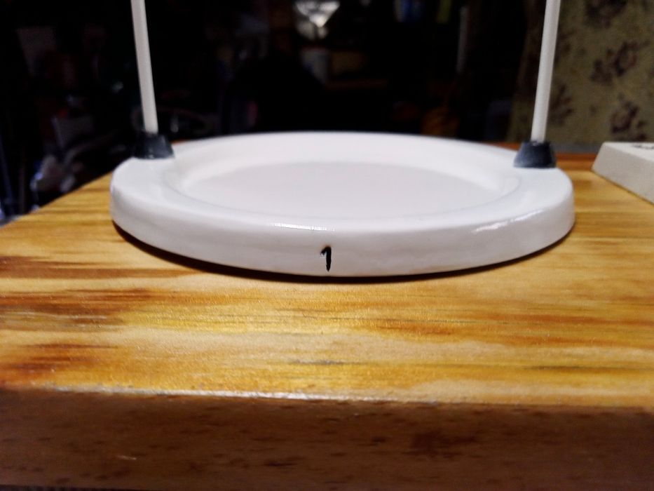 Лабораторна везна