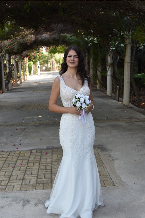 Vand rochie de mireasa sirena impecabila