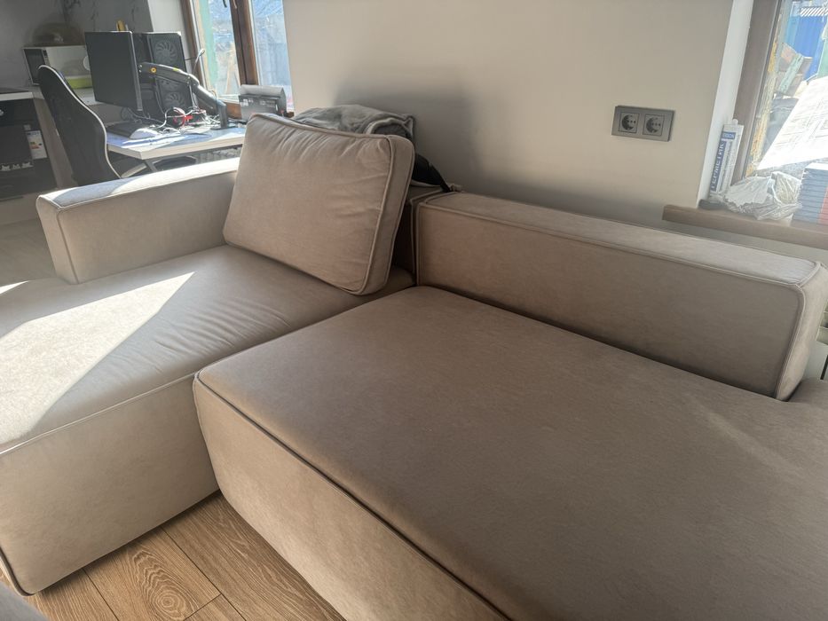 Срочно продам диван