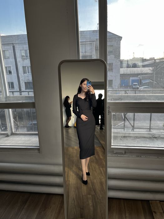 Черное вечернее платье