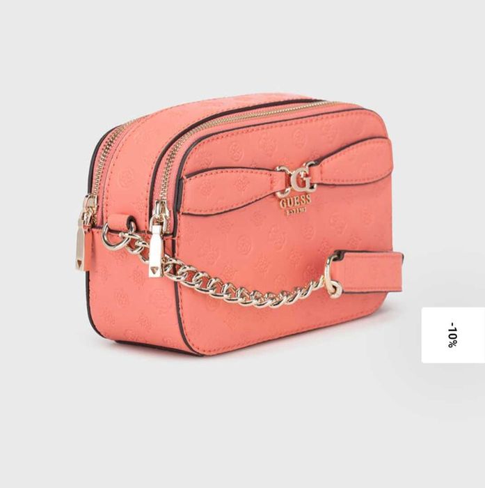 Чантичка и колан на guess