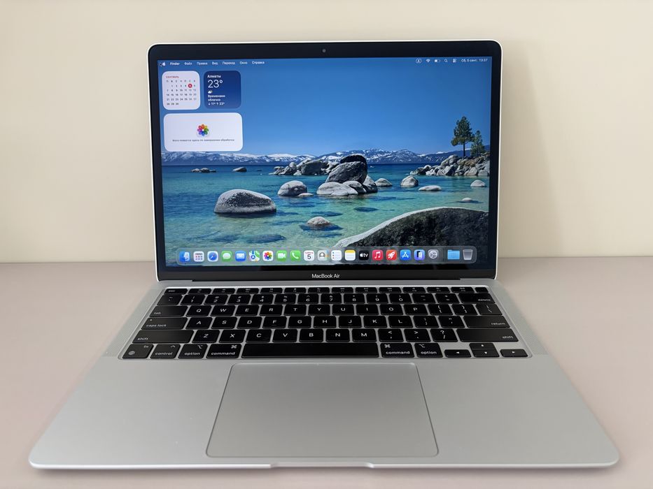Apple MacBook Air 13” M1