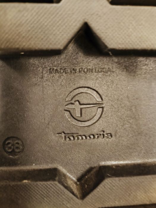 Ghete dama din piele