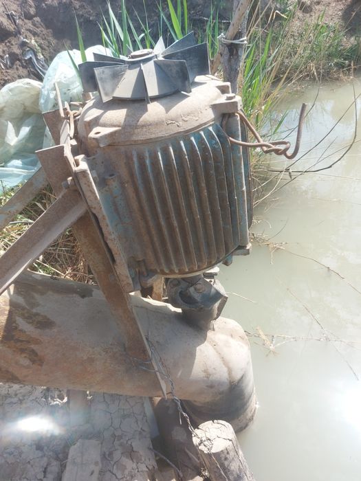 Suv nasosi ishlab durbd