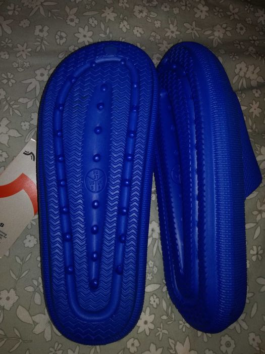 Papuci albastri marca CriVit Marime 37-38 casuel Baie Plaja