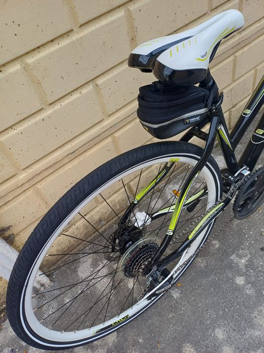 Bicicletă cross Genesis