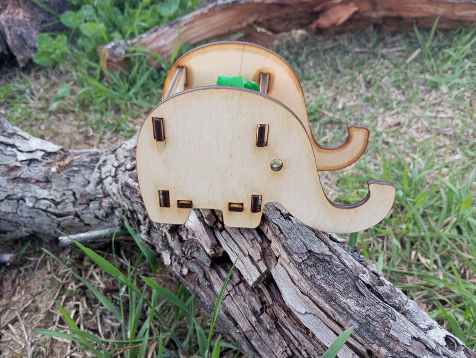 Дървен органайзер