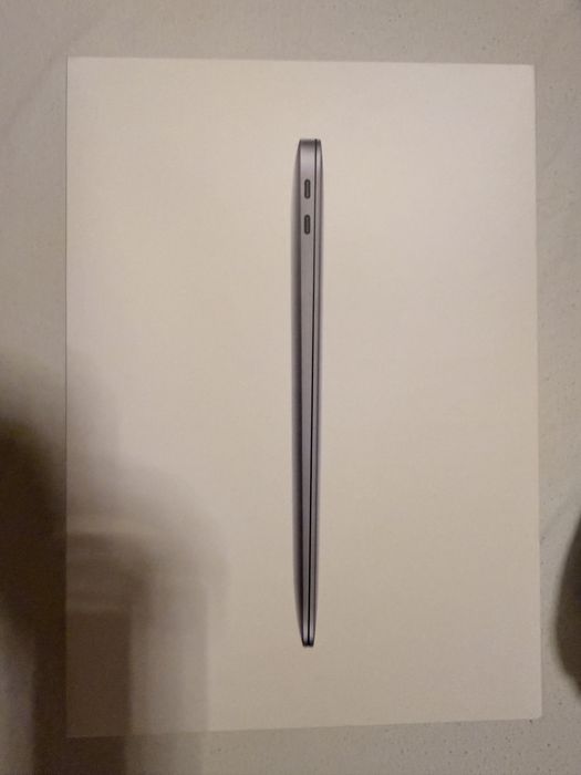 Apple Macbook M1 8GB/256GB SSD