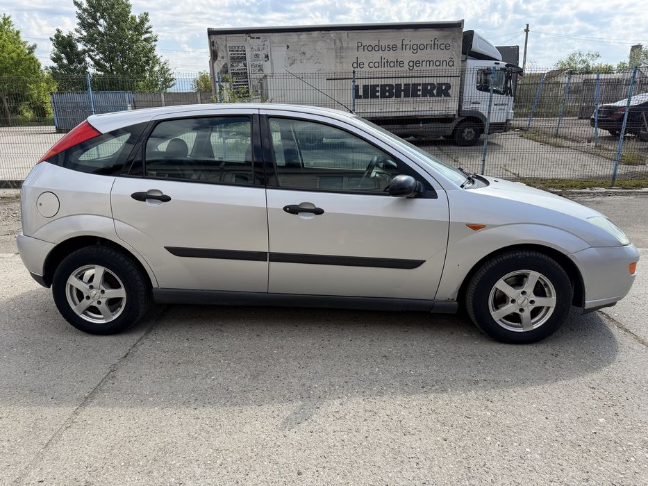FORD Focus 1999 — imagine 4