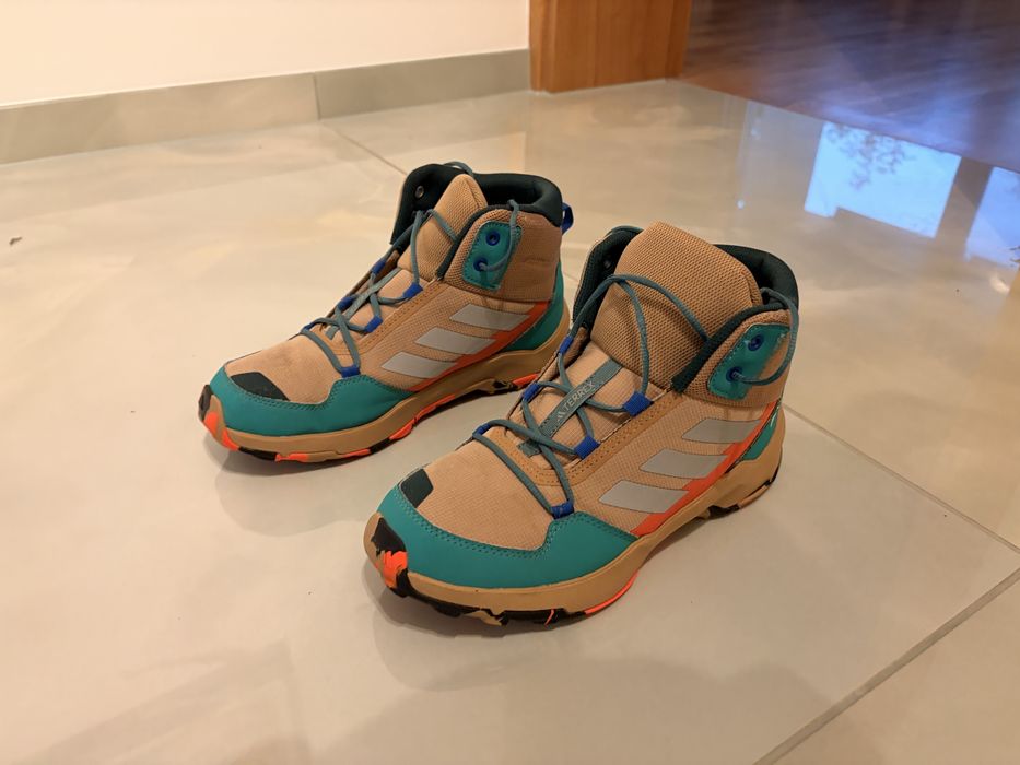 Дамски обувки за планина Adidas Terrex 38 номер