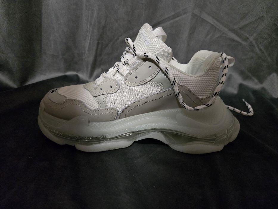 Бели маратонки - Баленсиага