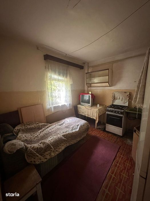 De vanzare garsoniera cu balcon, confort 1,  38mp. Pret 19000euro