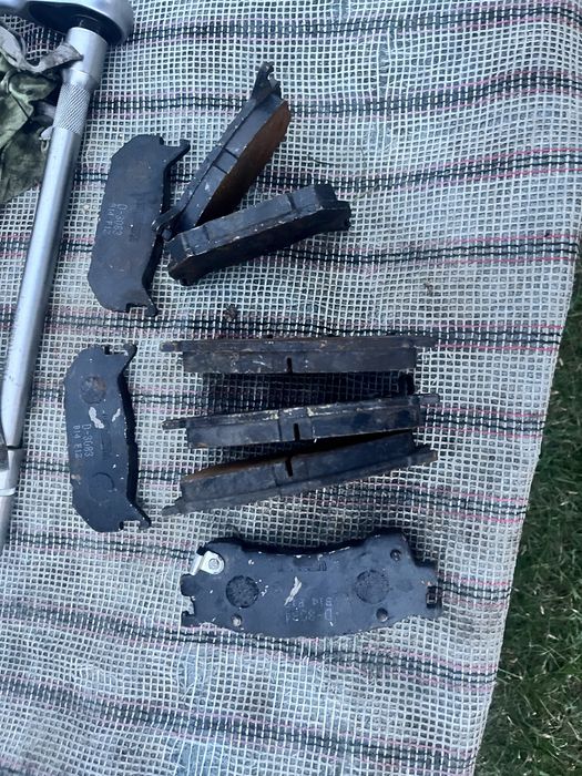 Тормозные колодки новые