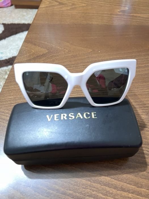Слънчеви очила Versace