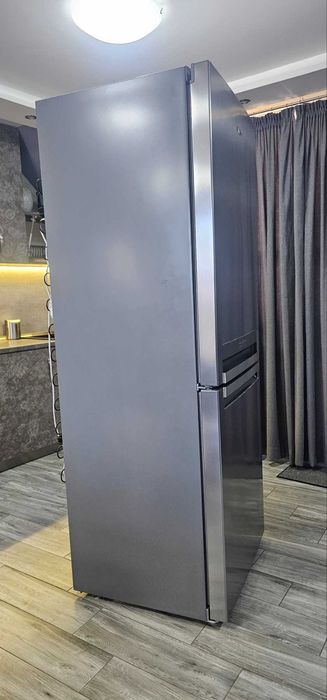 Хладилник с фризер Whirlpool B TNF 5322 OX2 - Ширина 70 см.