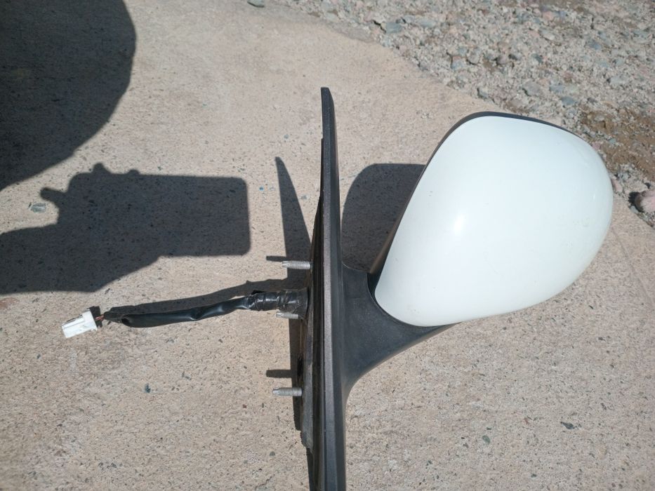 Зеркало боковое Ниссан