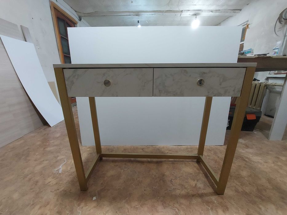 Туалетный Столики