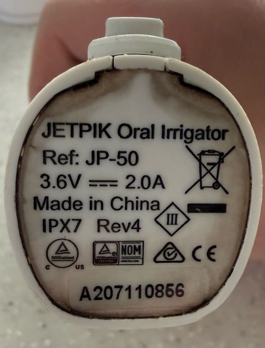 Ирригатор Jetpik JP50 Solo неисправный