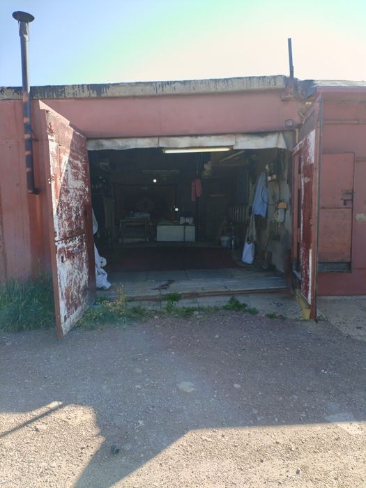 Продам гараж на ветеранах