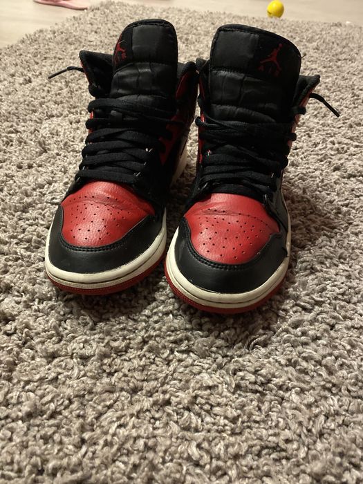 Vând Jordan 1 BLACK -READ