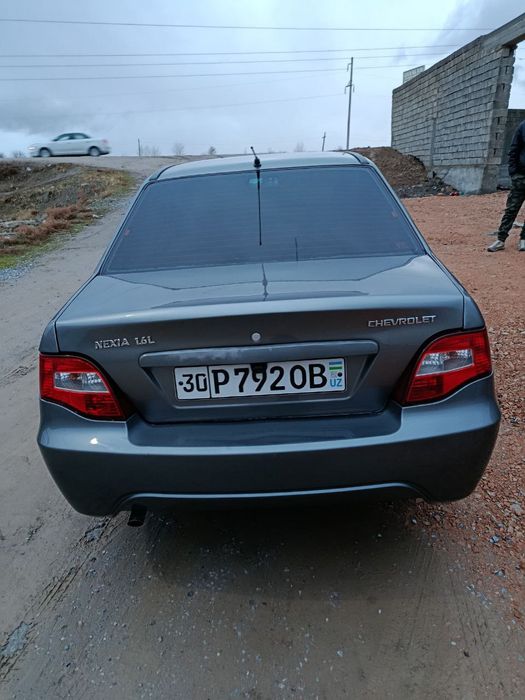 Nexia 1.6 Dons sotiladi